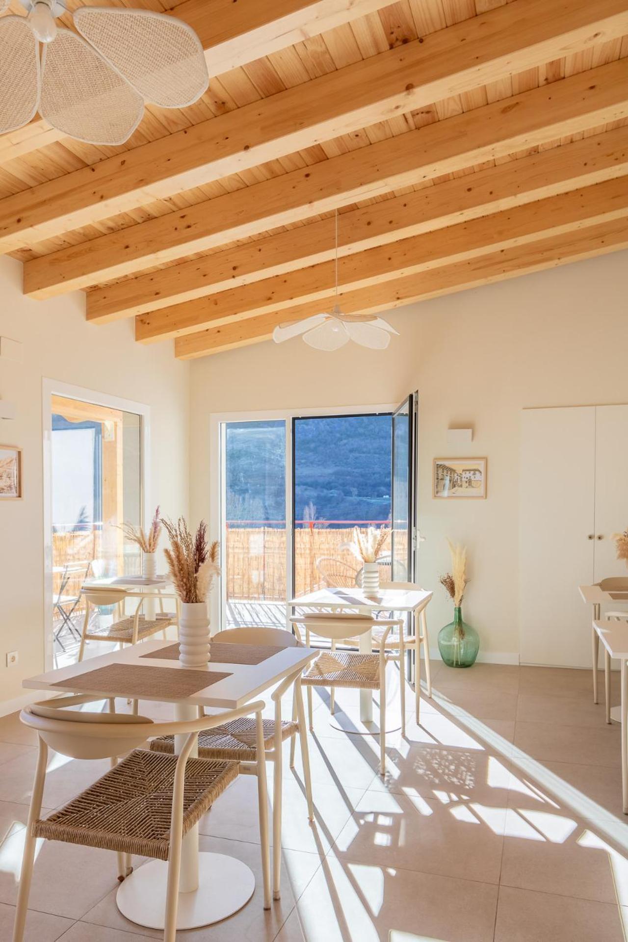 Hostal Lobrega Torrecilla en Cameros Bagian luar foto