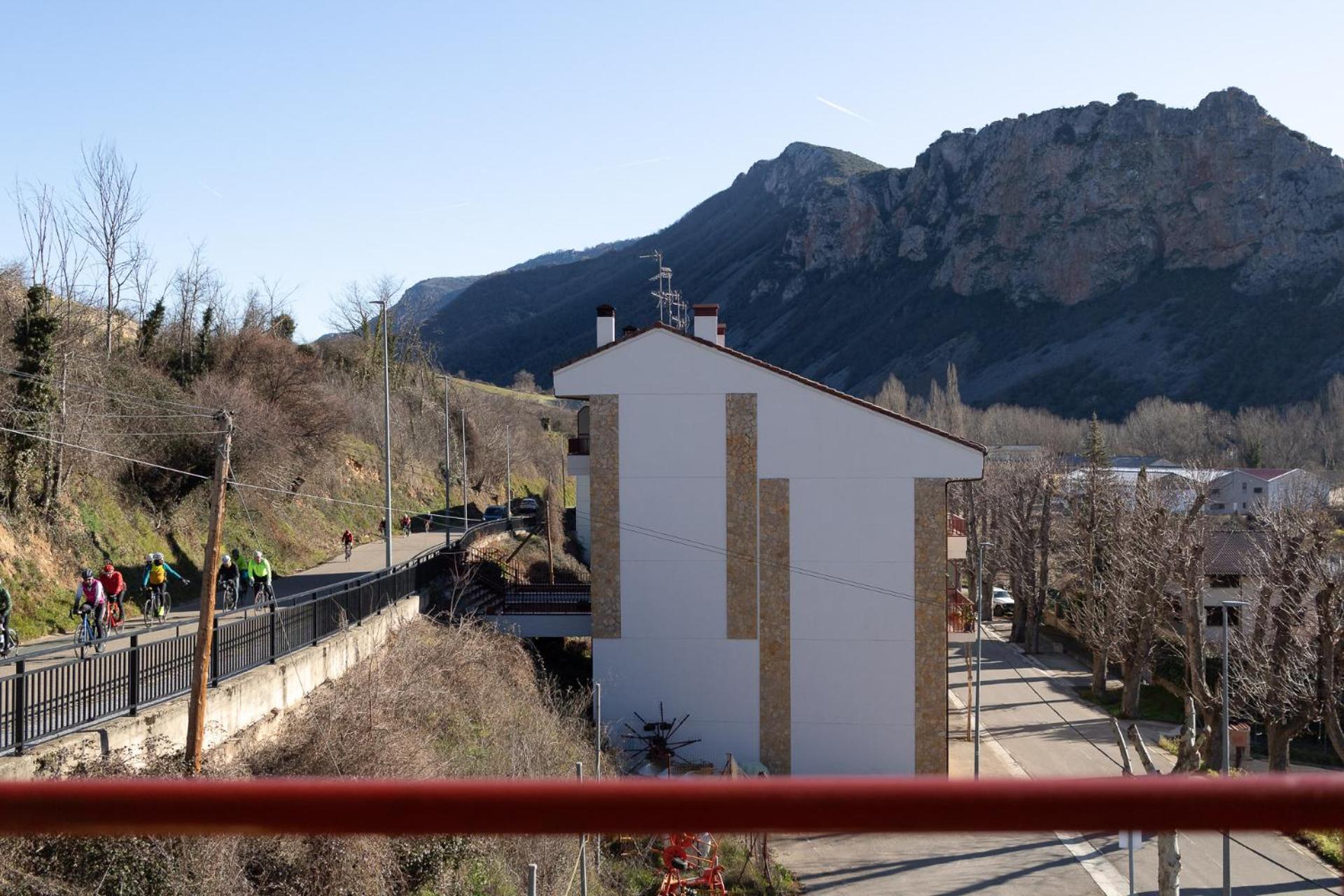 Hostal Lobrega Torrecilla en Cameros Bagian luar foto