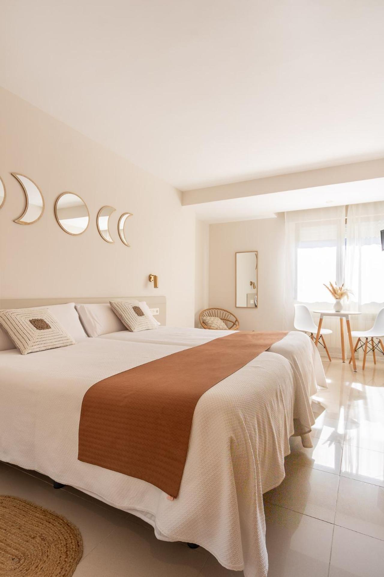 Hostal Lobrega Torrecilla en Cameros Bagian luar foto