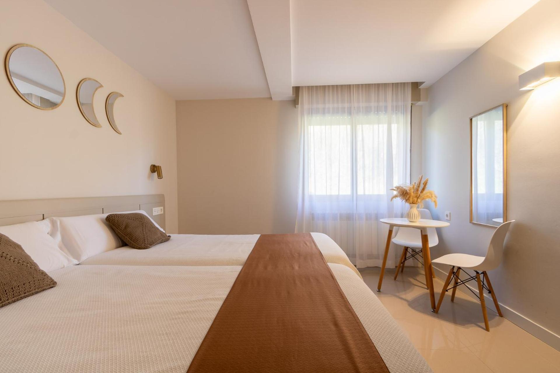 Hostal Lobrega Torrecilla en Cameros Bagian luar foto